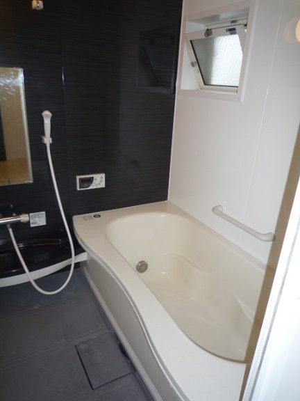 バス・シャワールーム　お風呂で日々の疲れを落としましょう