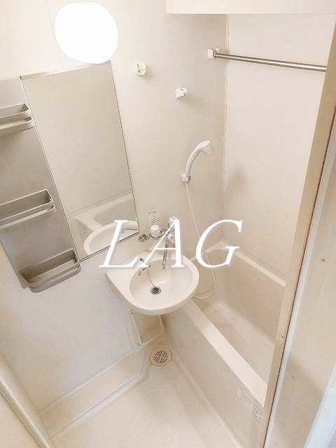 バス・シャワールーム　お風呂です。