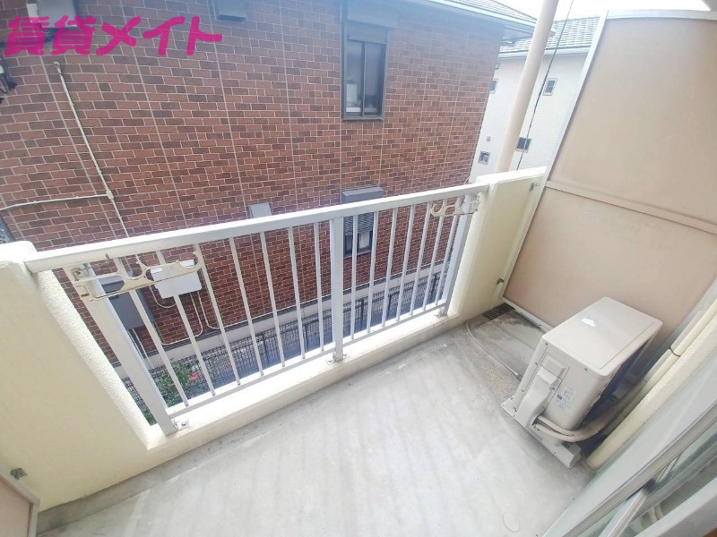 バルコニー　別部屋の写真です。