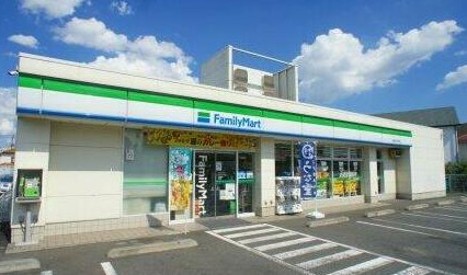 コンビニ　ファミリーマート 西東京谷戸町店（コンビニ）まで551m