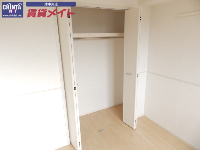 収納　同タイプ写真