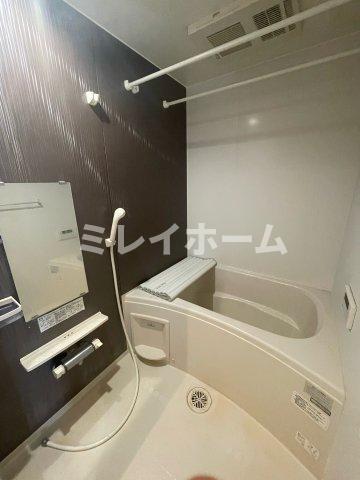 バス・シャワールーム　同建物内、別のお部屋の参考写真になります。