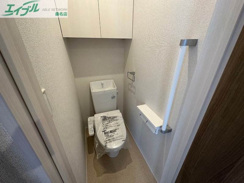トイレ　反転タイプ参考写真