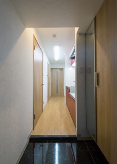 玄関　※別部屋の写真です