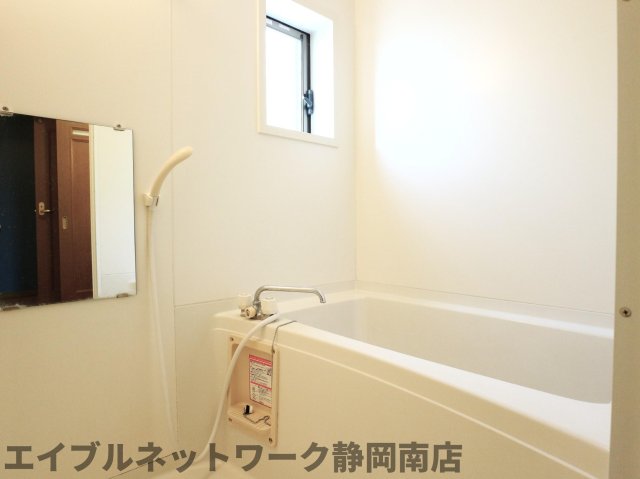 バス・シャワールーム　日々の暮らしに欠かせないお風呂です