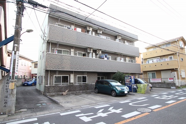 建物外観　マンションです