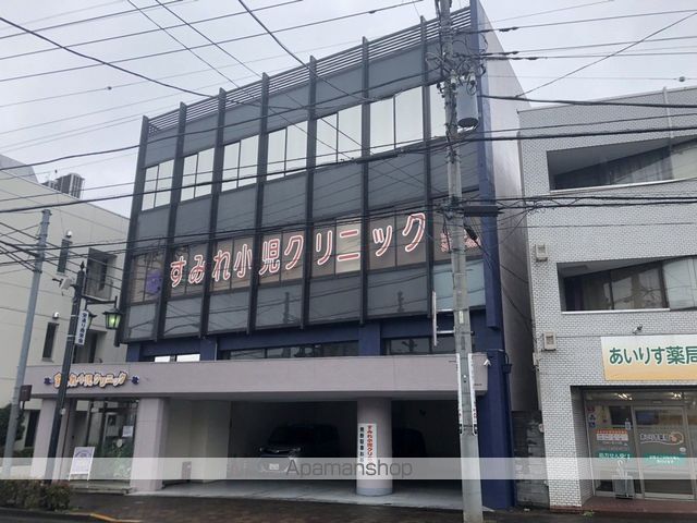 病院　すみれ小児クリニック（病院）まで382m