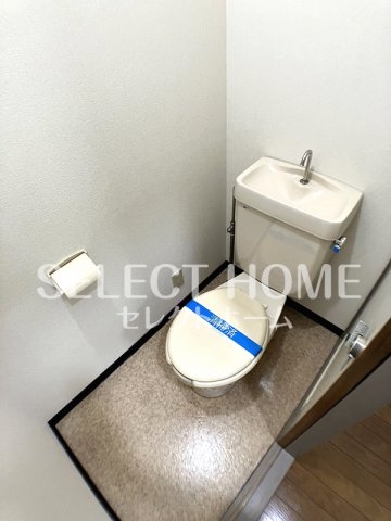 トイレ　ゆったりとした空間のトイレです