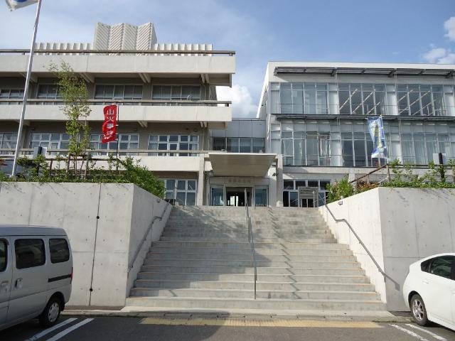 役所　東御市役所（役所）まで2072m