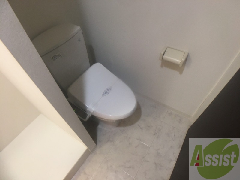 トイレ　トイレです。ウォシュレット付を探している方、おすすめです。