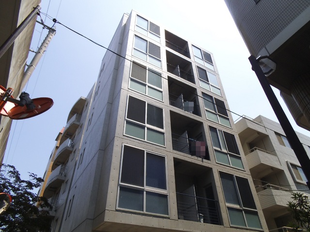 建物外観　駅3分の好立地です！
