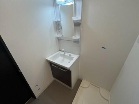 洗面設備　別部屋参照写真