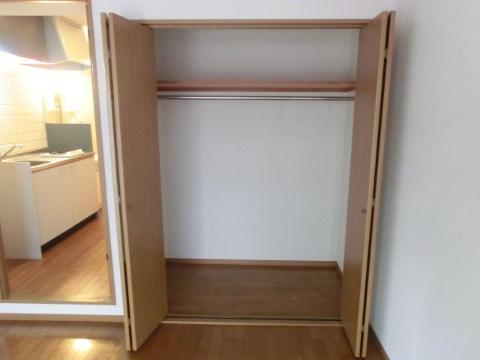 収納　クローゼット