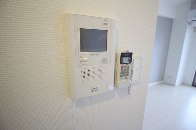 セキュリティ　安心のモニターホン付