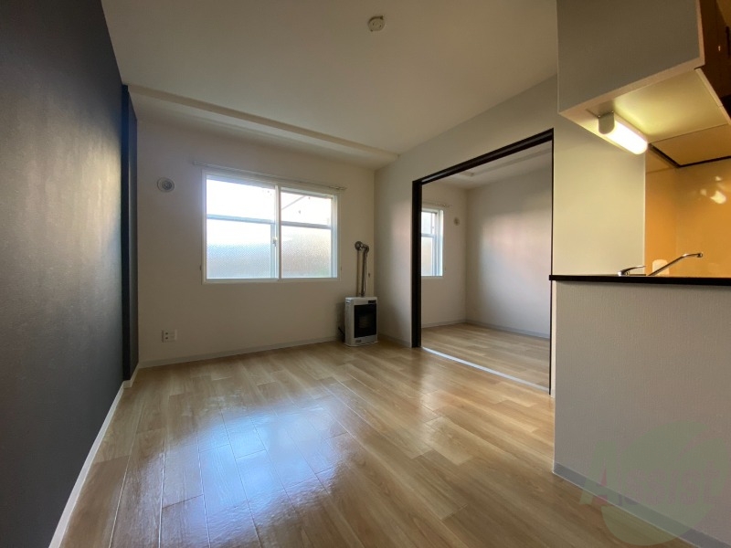 居室・リビング　広くてキレイなお部屋が広がっていて、充実した生活が送れそう。