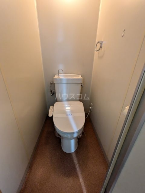 カスティロ泉のトイレ写真