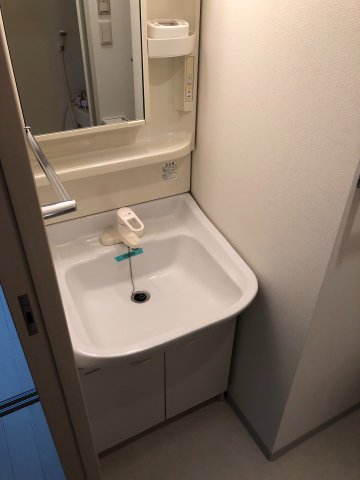洗面設備　広い洗面スペース