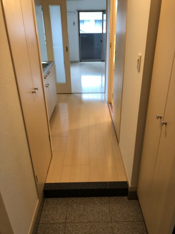 玄関　ゆったりとした玄関です