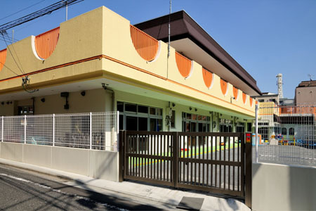 幼稚園・保育園　豊島区立西巣鴨第三保育園（幼稚園・保育園）まで437m