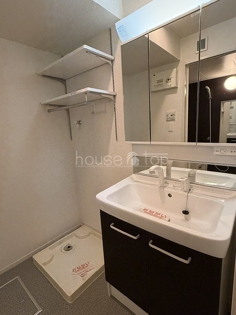 洗面設備　●写真は同社施工事例の写真です♪