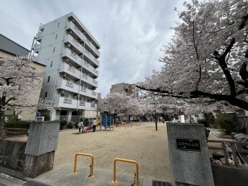 公園　三明町北公園（公園）まで302m