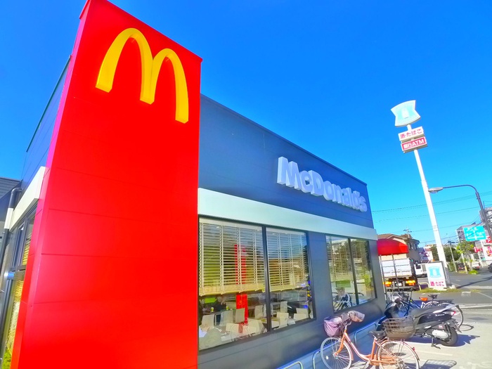 飲食店　マクドナルド（飲食店）まで800m