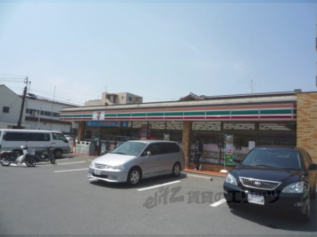 コンビニ　セブンイレブン京都御前御池店（コンビニ）まで30m