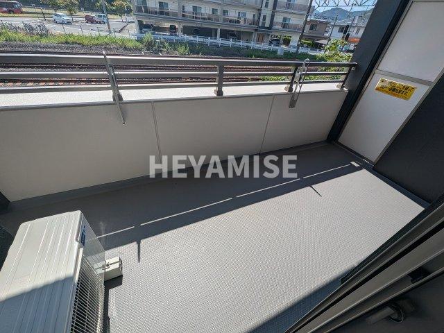 バルコニー　※室内画像は別号室のもの