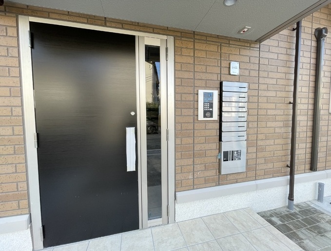 阪急宝塚線 曽根駅 徒歩33分 3階建 築5年の外観写真