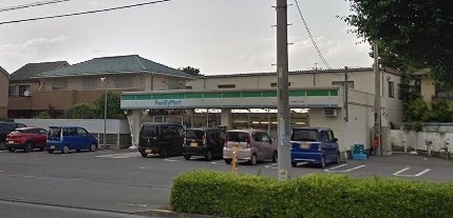 コンビニ　ファミリーマート柴崎町六丁目店（コンビニ）まで897m