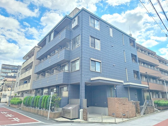 建物外観　☆大通りから1本入った静かな住環境です☆