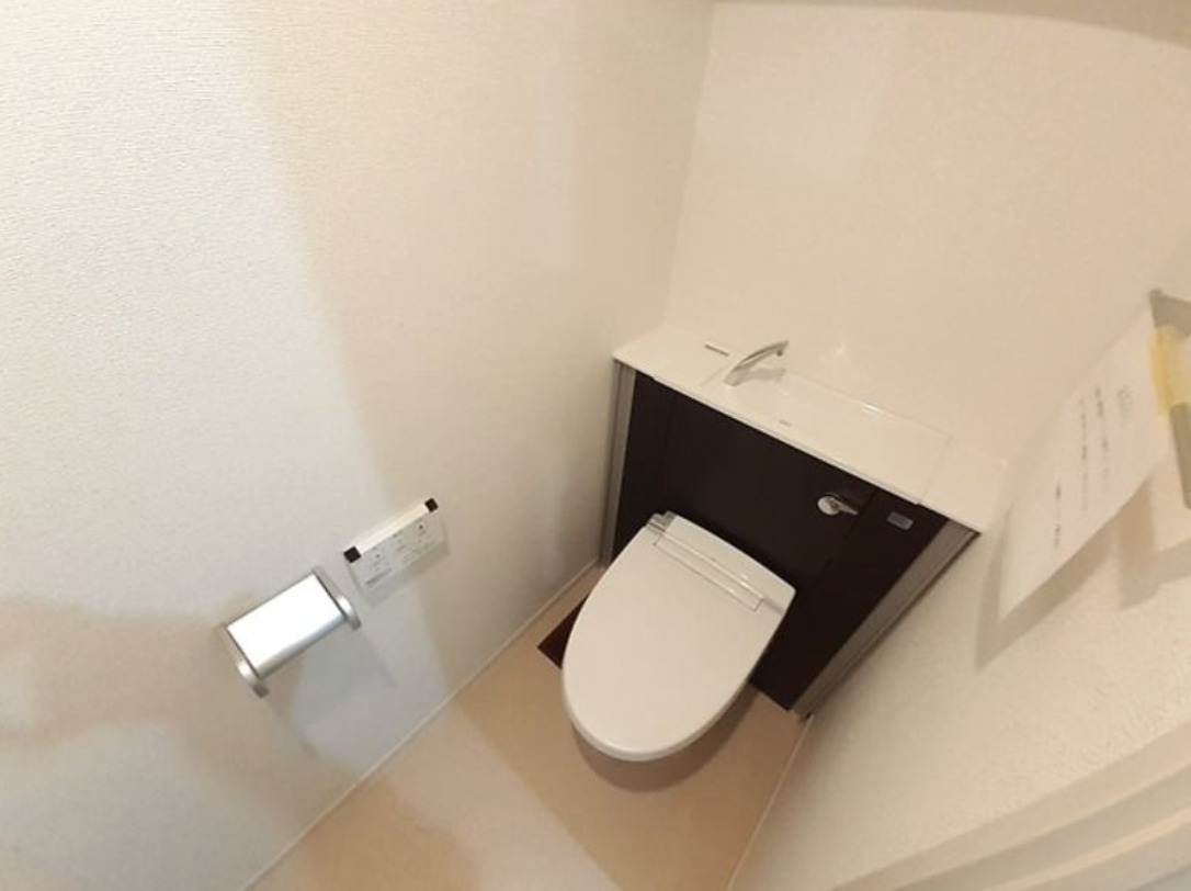 トイレ　ゆったりとした空間のトイレです