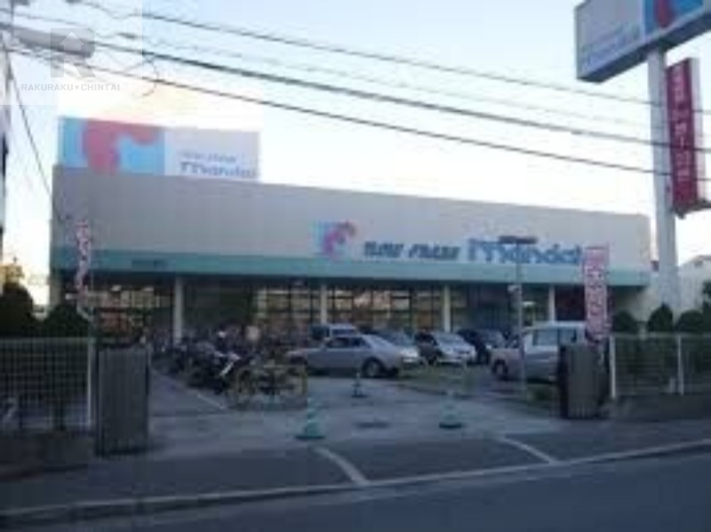 スーパー　万代香里西店（スーパー）まで130m