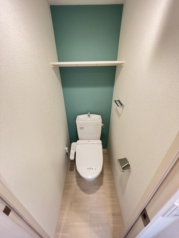 地下鉄中央線 緑橋駅 徒歩5分 10階建 築8年のトイレ写真