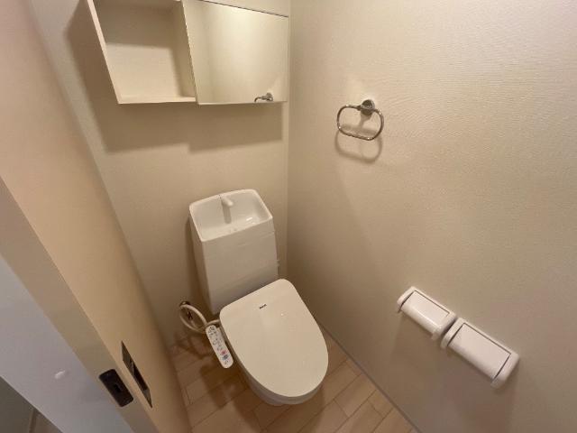 トイレ　シャワー付トイレ