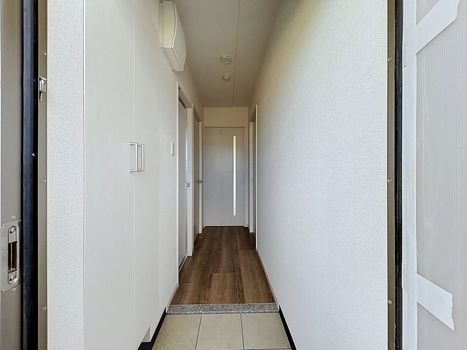 メゾンてだこの玄関写真