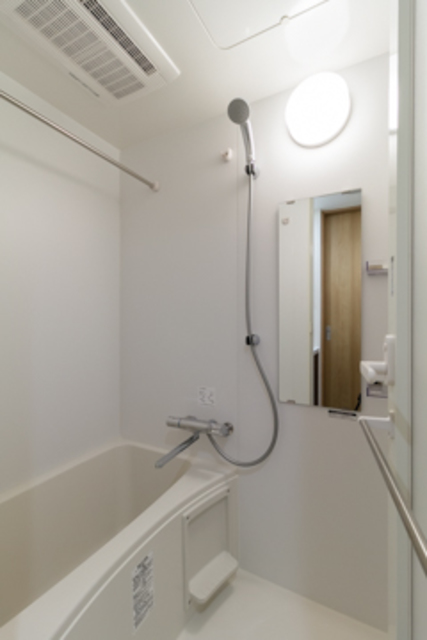 バス・シャワールーム　※写真は同タイプ住戸です。