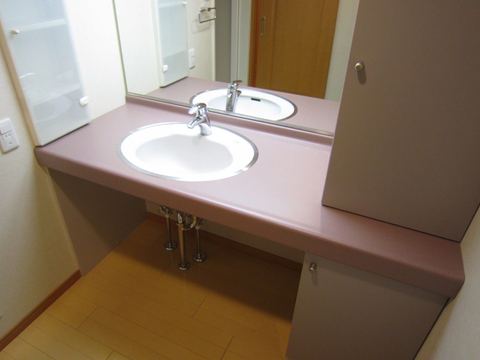 洗面設備　独立洗面台