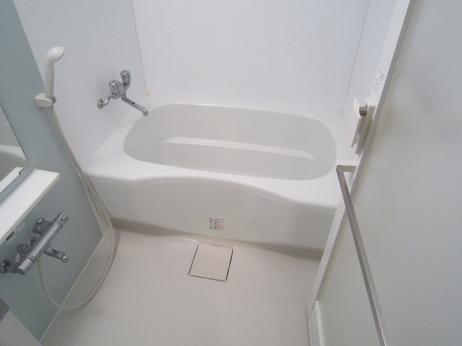 バス・シャワールーム　浴室乾燥付き