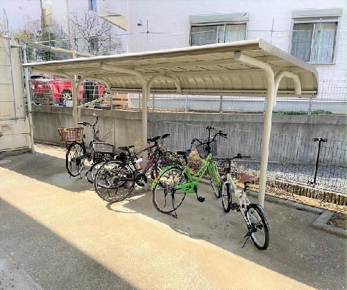 その他共有部分　屋根付き駐輪場