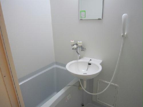 バス・シャワールーム　浴室乾燥機が付いています。