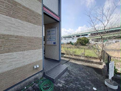 バス・シャワールーム　雨の日の室内干しに便利な浴室乾燥機付き