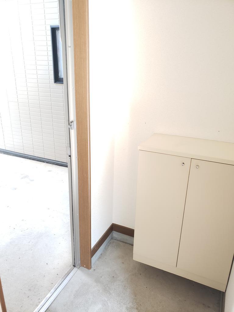 サニーハイツの玄関写真