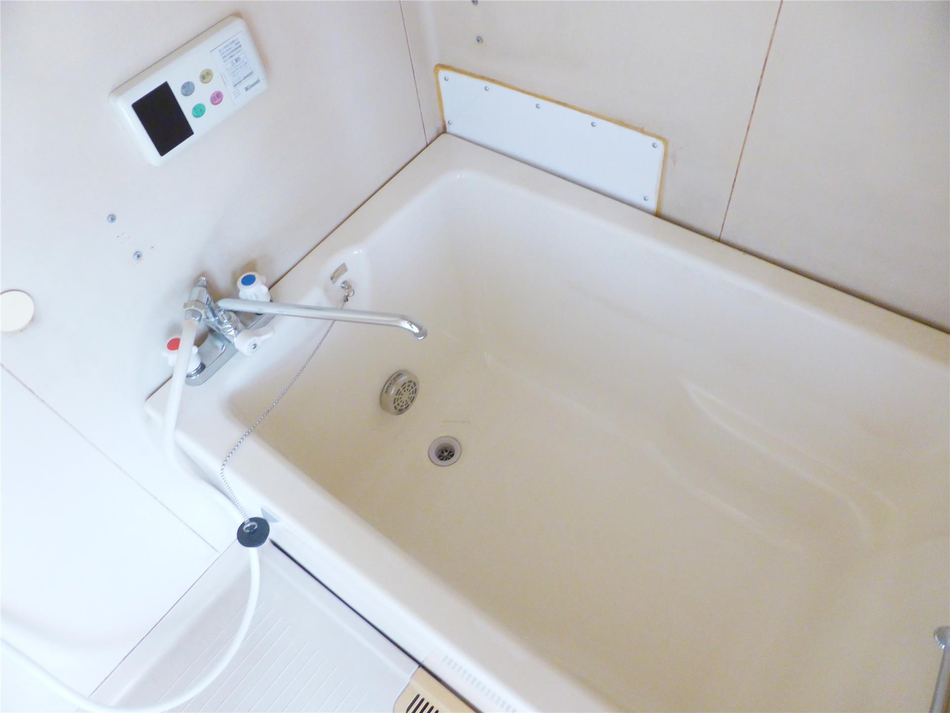 バス・シャワールーム　追い炊き付きです。