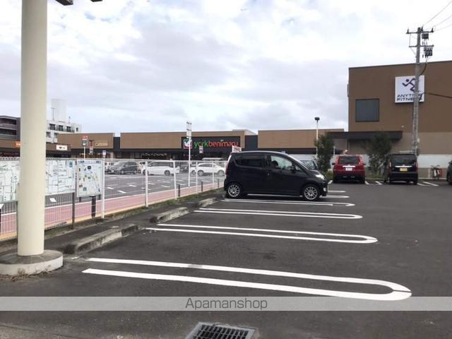 スーパー　ヨークベニマル仙台東照宮店（スーパー）まで536m