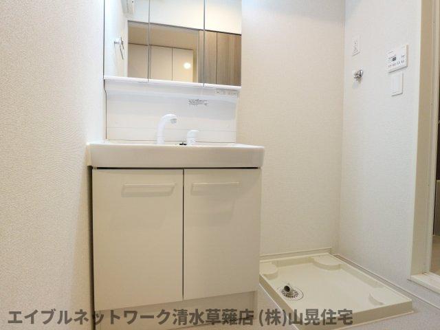 洗面設備　忙しい朝には欠かせない洗面所です