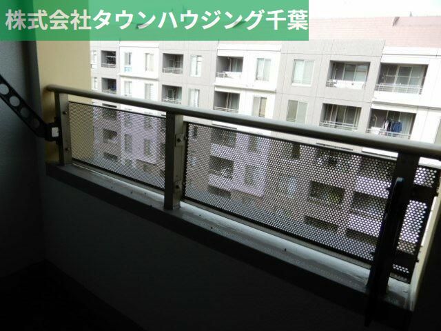 【千葉市美浜区打瀬のマンションのバルコニー】