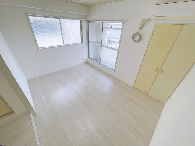 居室・リビング　きれいな洋室です