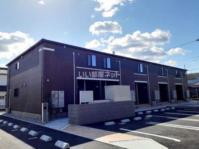 東かがわ市松原のアパートの建物外観