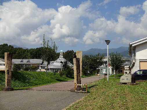 【グランステージの小学校】